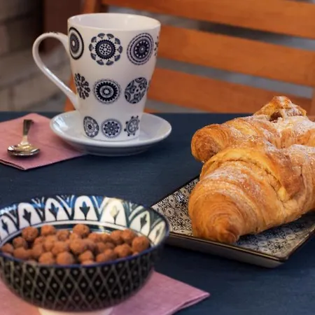 Salento Inside Couette-café 4*